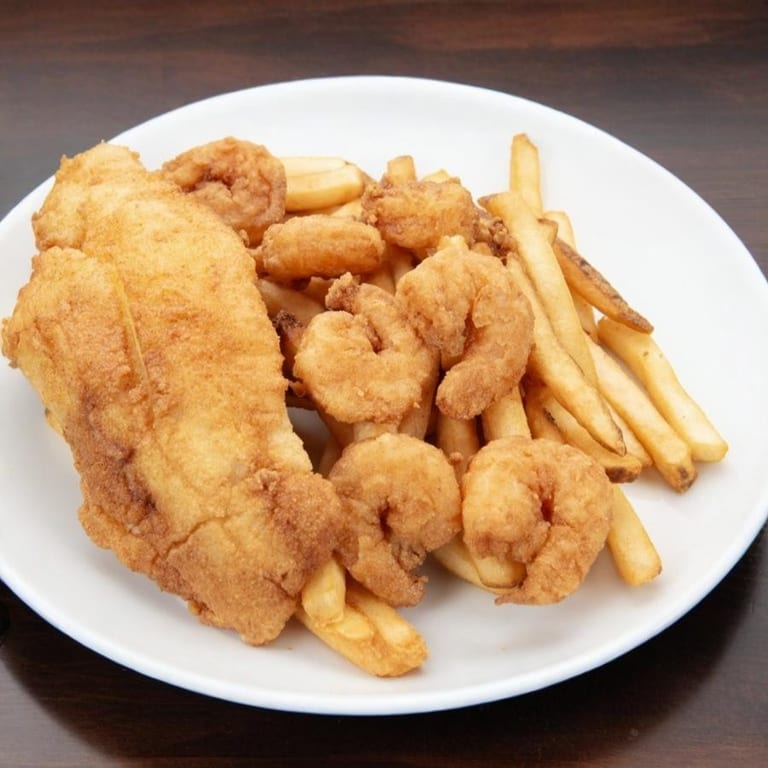 Succulent Shrimp Delights: A Southern Seafood Sensation